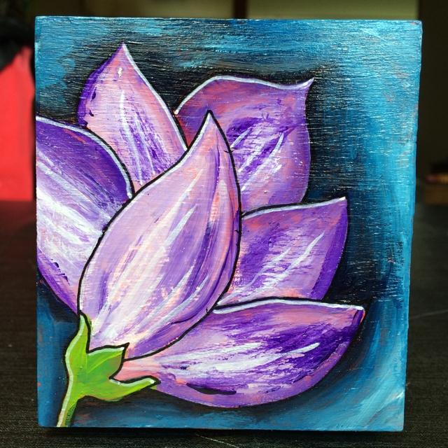 Sigar box with purple flower by Janet Plantinga