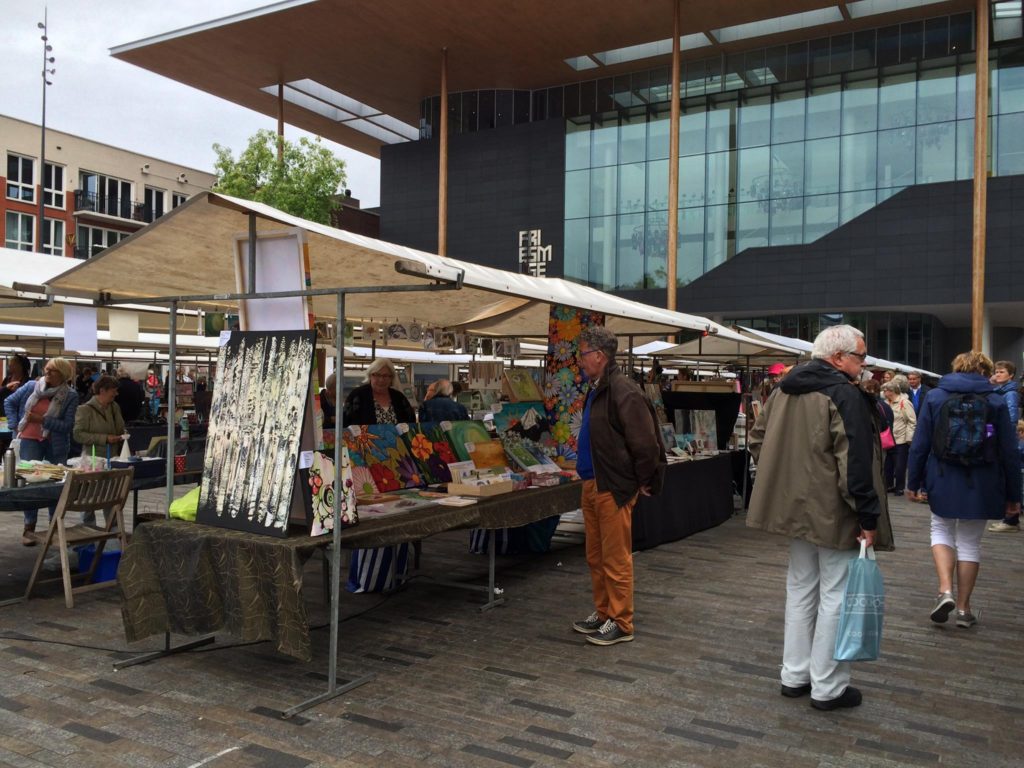 Kunstmarkt Wilhelminaplein Leeuwarden 2016